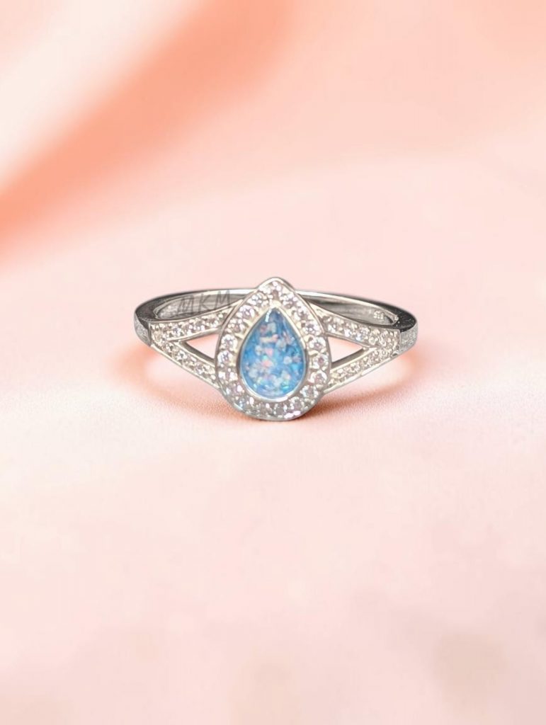 Radiant teardrop Memorial ring
